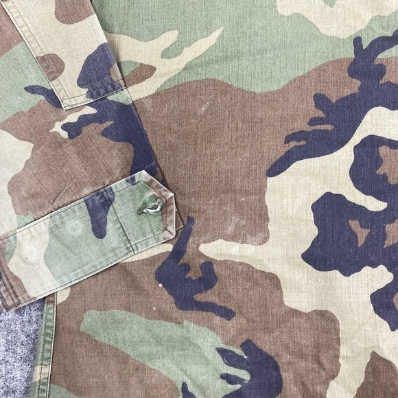 Vintage US Army Camo Coat Men Medium Regular Woodland BDU Military CPT Airborne - Picture 10 of 14